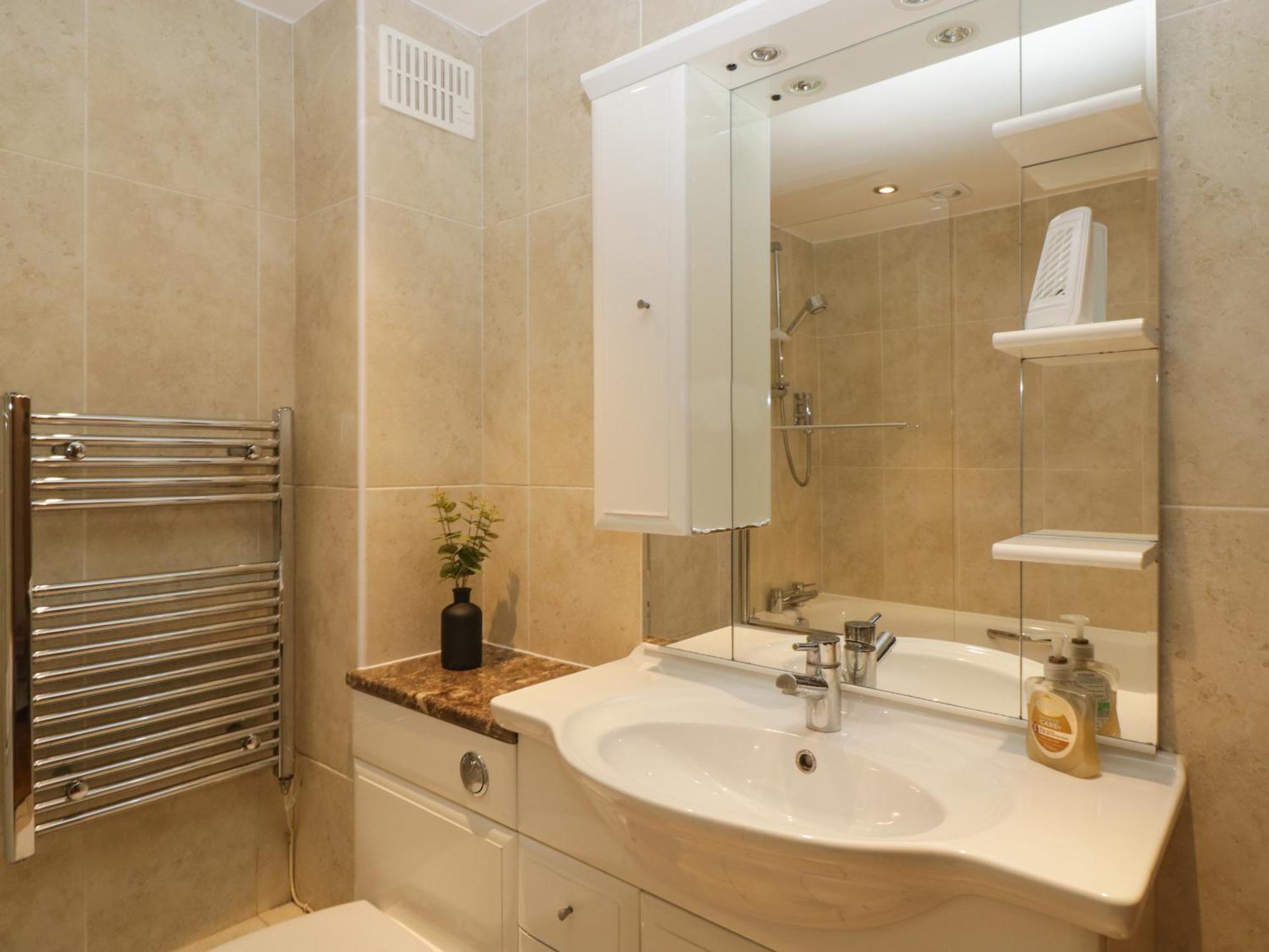 About Time Cottage Lydney Extérieur photo