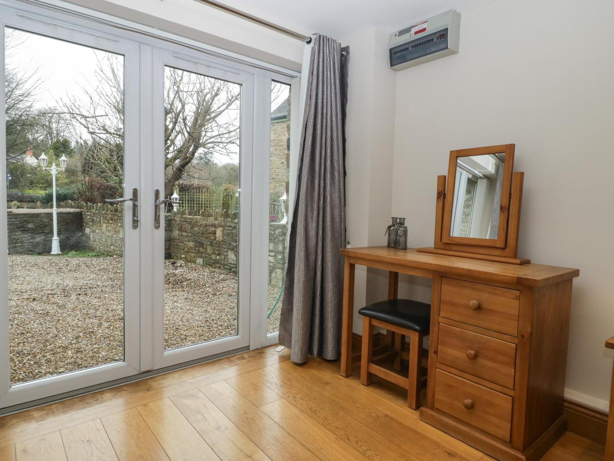 About Time Cottage Lydney Extérieur photo