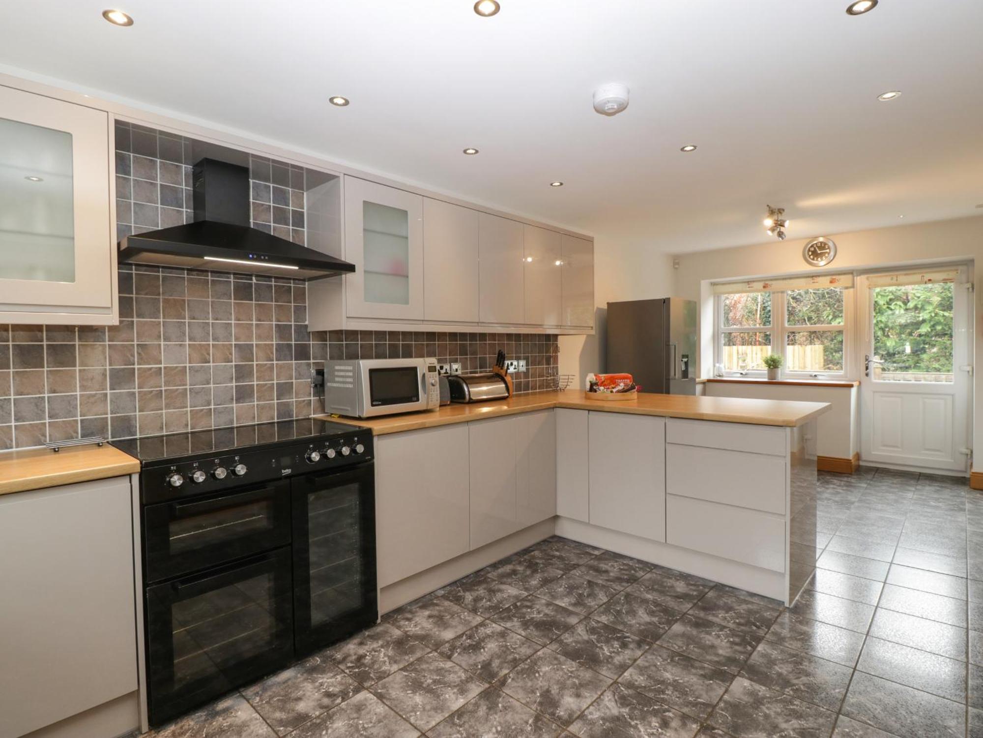 About Time Cottage Lydney Extérieur photo