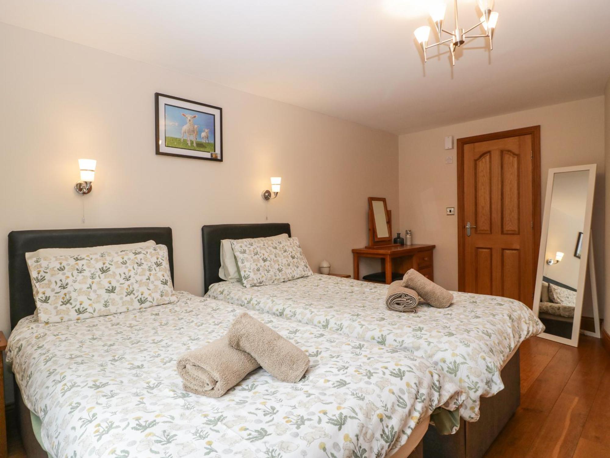 About Time Cottage Lydney Extérieur photo